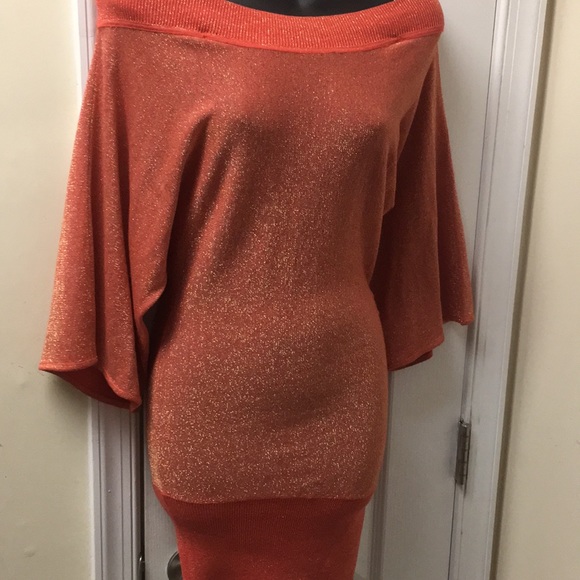 bebe Rust Sequence Chain Strap Mini Dress 3/4 Bell Sleeves Sz XS New - Picture 2 of 7